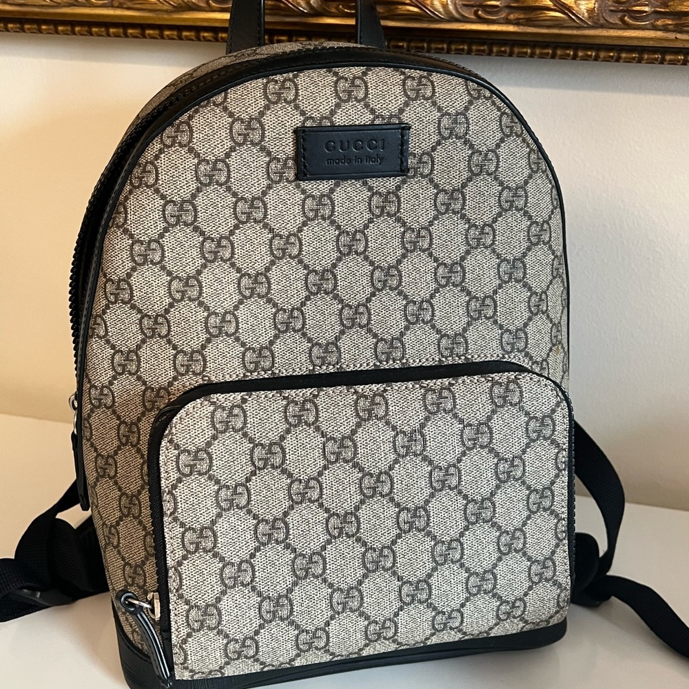 AUTHENTIC GUCCI BACKPACK!